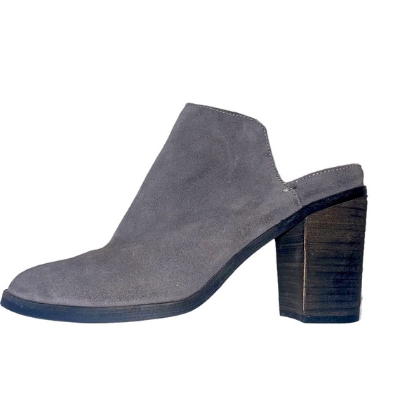 Dolce Vita "Salli" suede mule block heel Cutoff topline Almond toe Slip on SZ 9 - Picture 1 of 8
